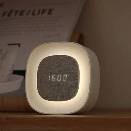 Budzik z nocną lampką LED PURE FNL-03 BJORN biały kwadratowy Forever Light