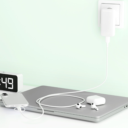 QUALO Recycling kabel 3w1 USB-C - USB-A adapter microUSB + Lightning 1,5m 3A biały QRC-CA+M+L-00