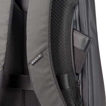QUALO plecak sztywny wodoodporny  15,6' czarny QPS-W-BZ-01